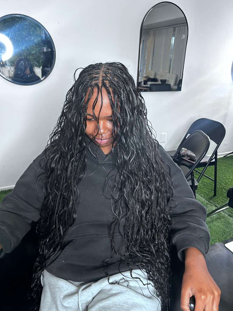 Close-up of precision Stitch Braids