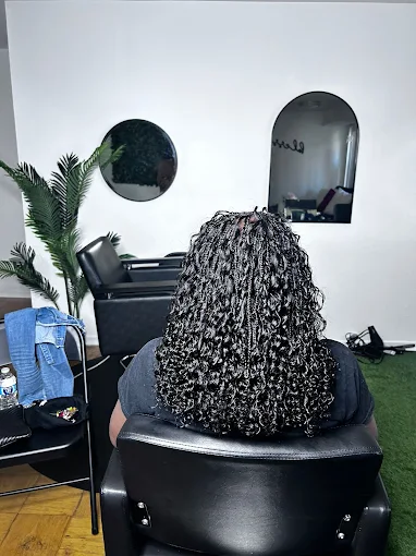 Precision African hair braiding detail
